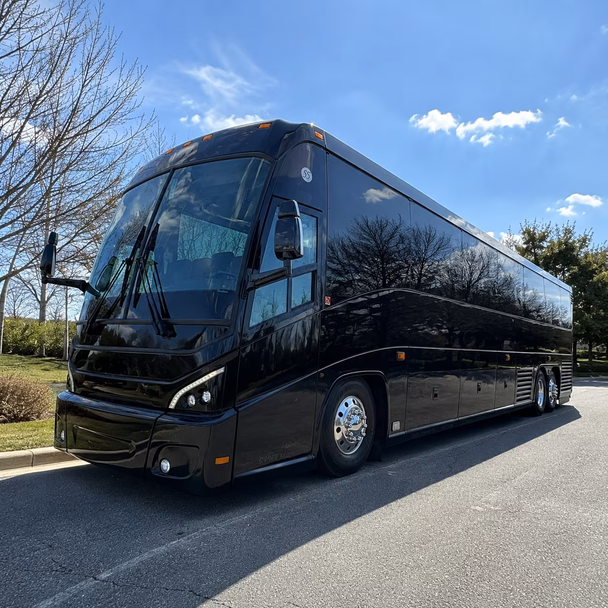 charter buses for veterans events and military community programs in kent