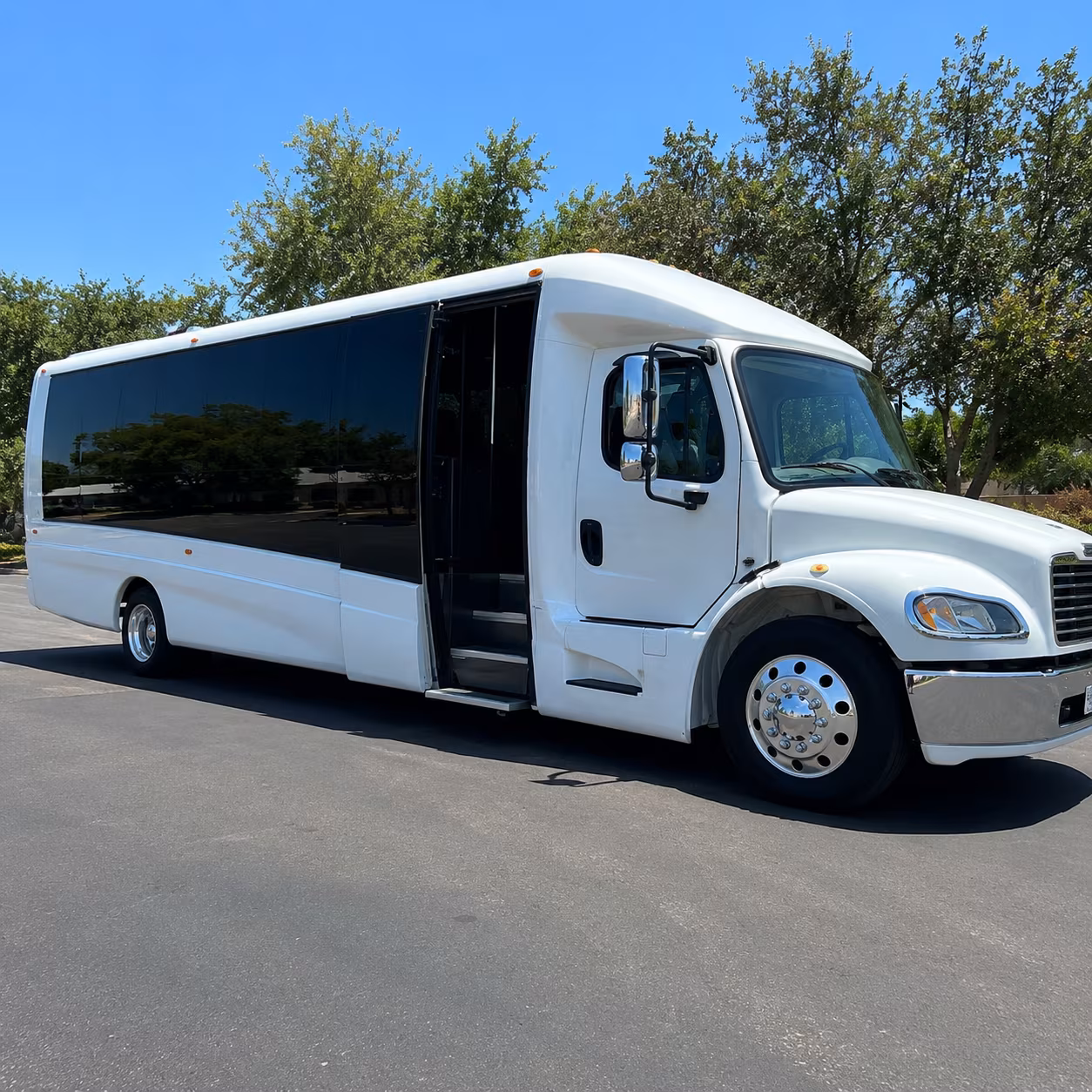 concert and arena event buses from kent to seattle and tacoma