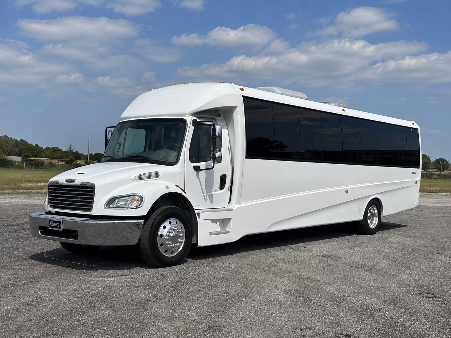 kent 50 passenger party bus