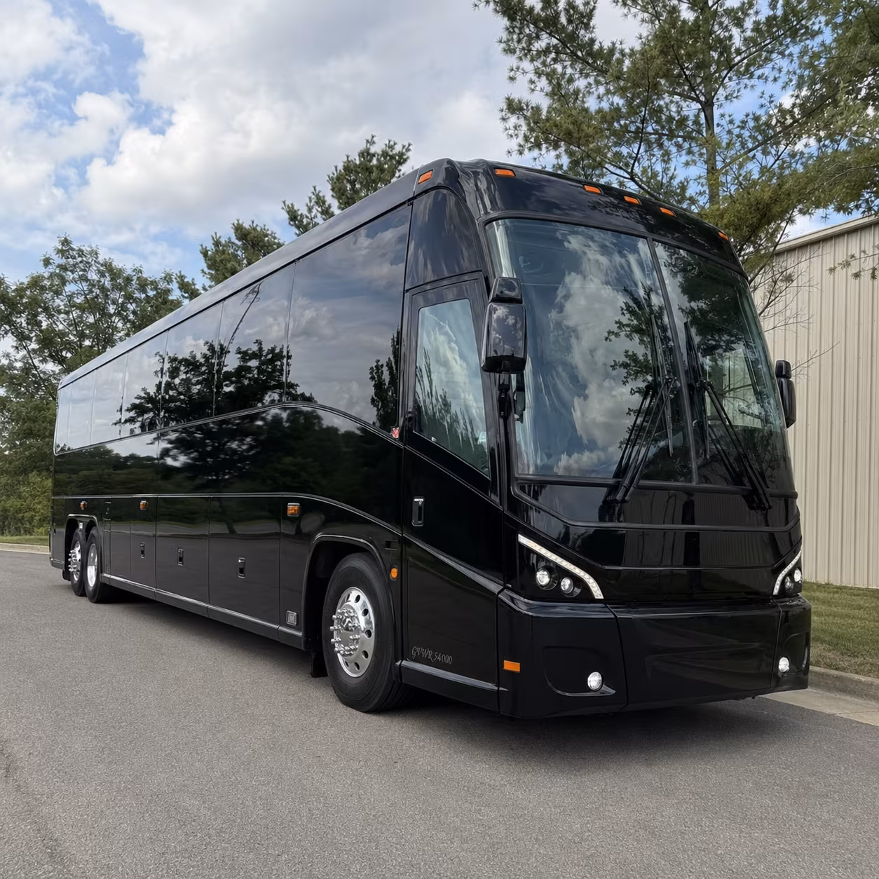 kent 56 passenger charter bus