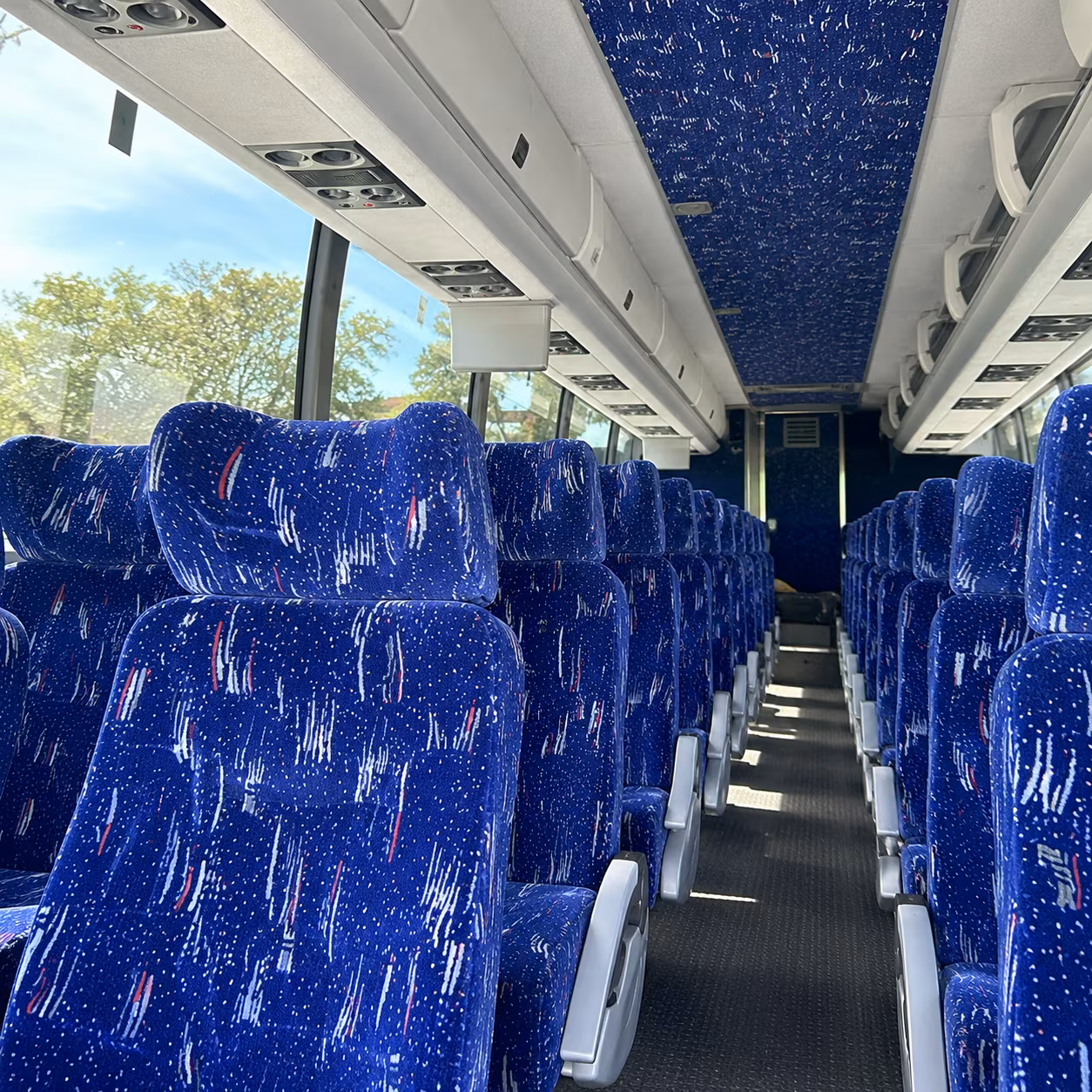kent charter bus rentals for joint base lewis mcchord personnel movements