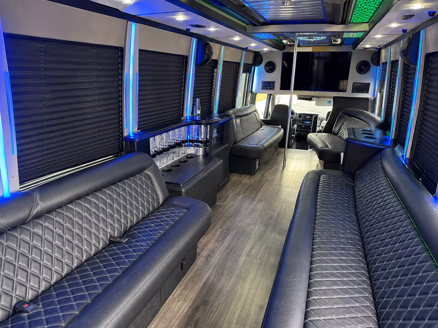 party bus rentals for kent area proms at kentwood kentridge and beyond